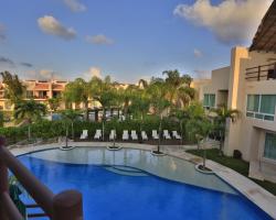 Coral Maya Stay Suites