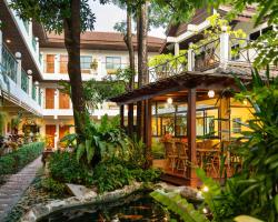 Charlie House Pin Klao