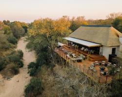 Thornybush Simbambili Lodge