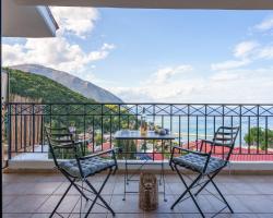 Giannatos' Studios - Makis