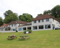 Shillingford Bridge Hotel