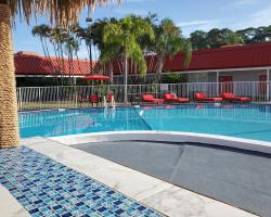 Vero Beach Inn & Suites Vero Beach I-95
