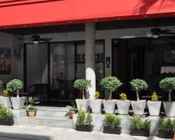 Saladee Gallery Residence