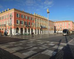 Apartement Place Massena