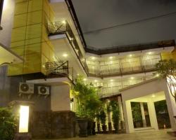 Grand Saraswati Hotel