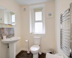 Kensington Court Holiday Apartments
