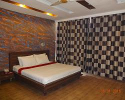 Premier Inn Davis Road Lahore