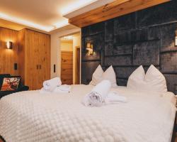 Hotel Gasthof Mitteregger - BEST PLACE in town