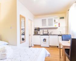 Golders Green Apartment