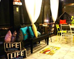 Mountain Breeze Hostel - Tagaytay Center