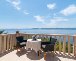 Lovely Apartment In Pisak With Wifi