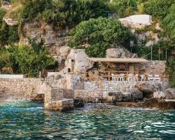 Three-Bedroom Apartment Omis With Sea View 07