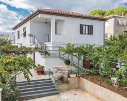 Stunning Apartment In Pula With Wifi