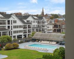 Club Wyndham Newport Onshore