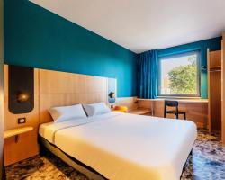 B&B HOTEL Maubeuge Gare