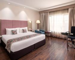 Nidhivan Sarovar Portico Vrindavan