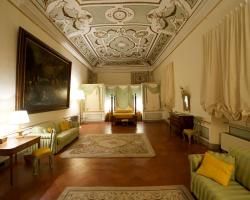 Palazzo Tucci Residenza d'epoca