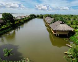 Mekong Riverside Boutique Resort & Spa