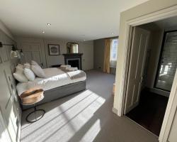 The Punchbowl Inn