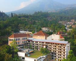 Royal Hotel and Convention Tretes