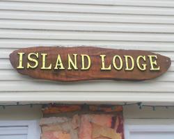 Island Lodge Holiday Accommodation