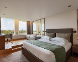 Royal Garden Hotel