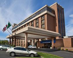 Coast Wenatchee Center Hotel