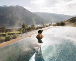 ASTER Boutique Hotel & Chalets