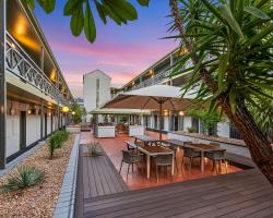 Stay at Alice Springs Hotel