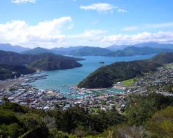 Close to Picton Town