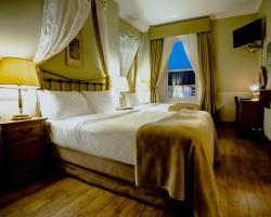 The Old Bank Bruff Family Town House