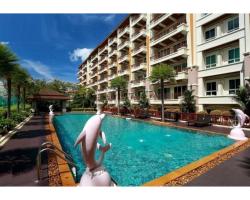 Nice Apartment large pool in nice residence central Patong beach