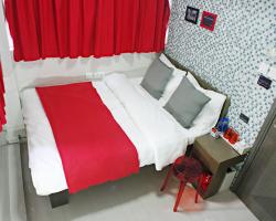 Inn Square Hostel (Pine Hotel)