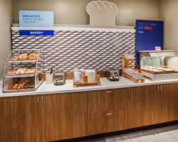 Holiday Inn Express Hotel & Suites Coralville by IHG