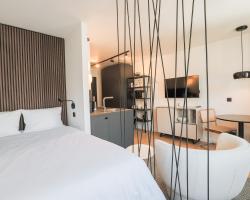Bob W Munich Schwabing