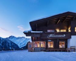 Berggasthaus Höllensteinhütte