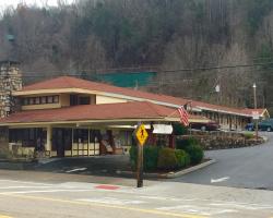 E-Z Inn & Suites