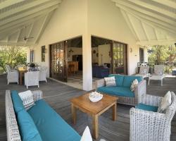 Vrijstaande BB BEACH Villa Azure