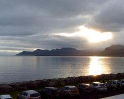 Við Hafið Guesthouse