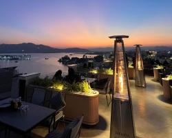 The Red Pier - My Downtown Hotels