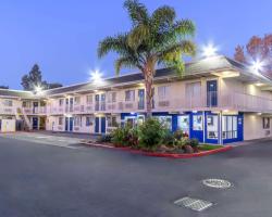 Motel 6 Hayward, CA- Silicon Valley Gateway