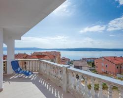 Cozy Apartment In Crikvenica With Wifi