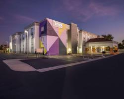 Spark by Hilton Phoenix-Glendale-Peoria
