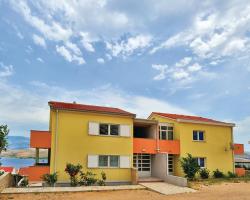 Family Apartments Pupić