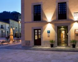 Antiguo Casino Hotel