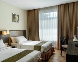 Estrella Hotel & Conference