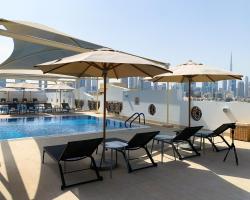 Al Khoory Executive Hotel, Al Wasl