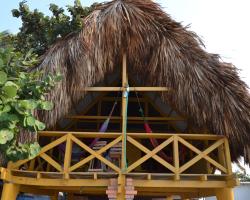 Beachfront Cottage, Villa Carolina