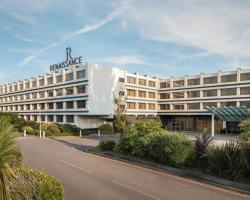 Renaissance London Heathrow Hotel