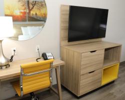 Days Inn & Suites by Wyndham San Antonio North/Stone Oak